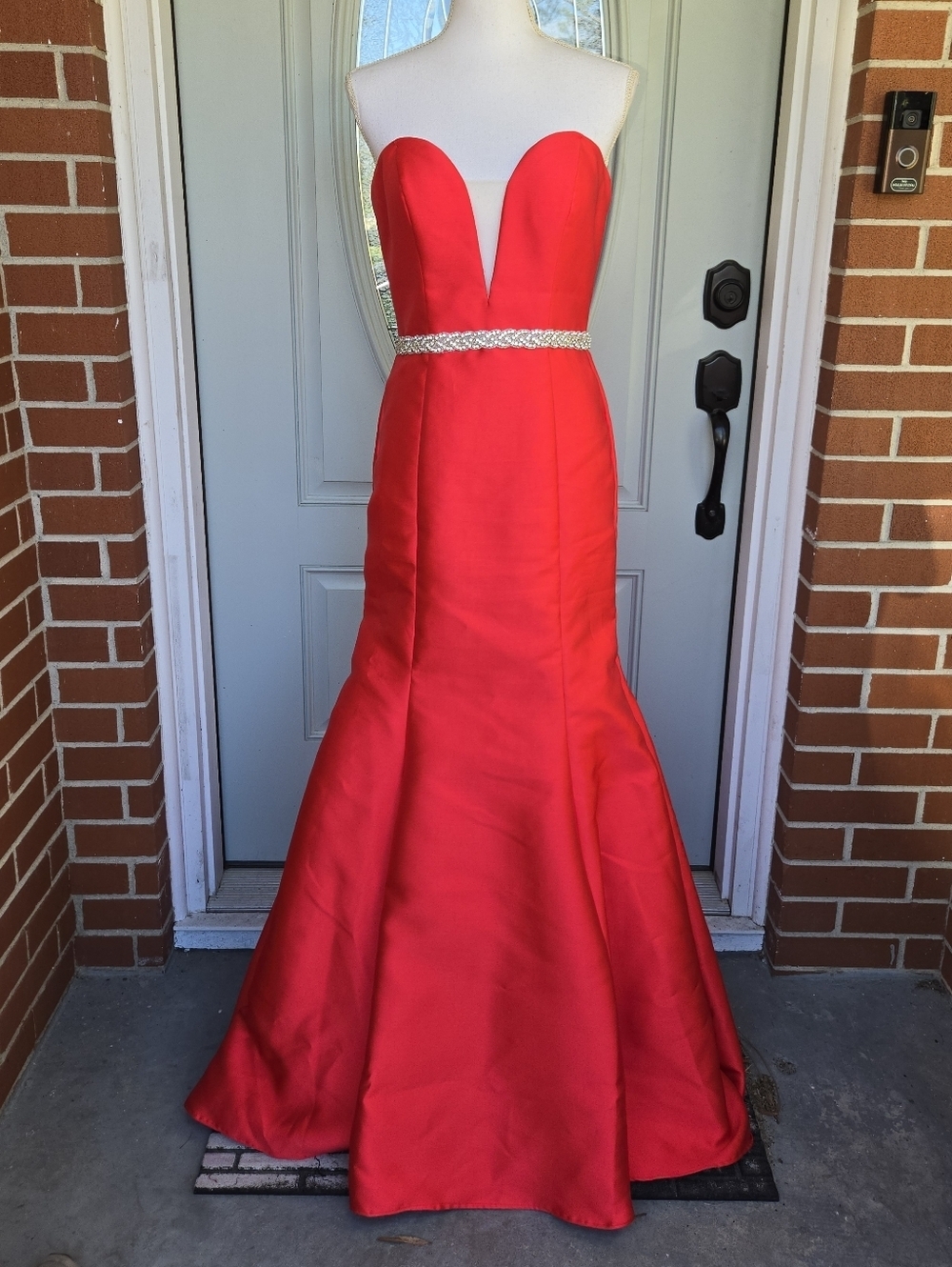 Jovani Red Strapless Plunge Trumpet Gown